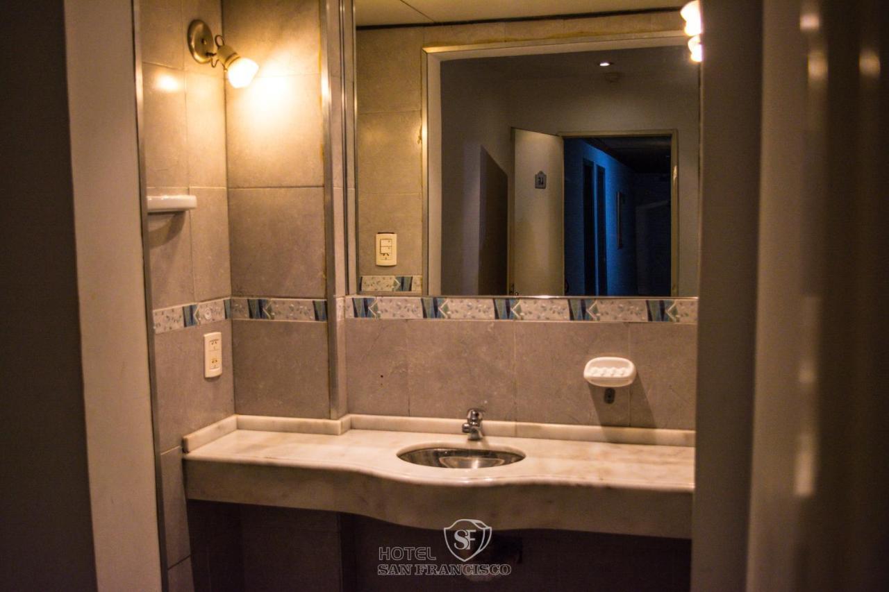 Hotel San Francisco Сан Хуан Екстериор снимка